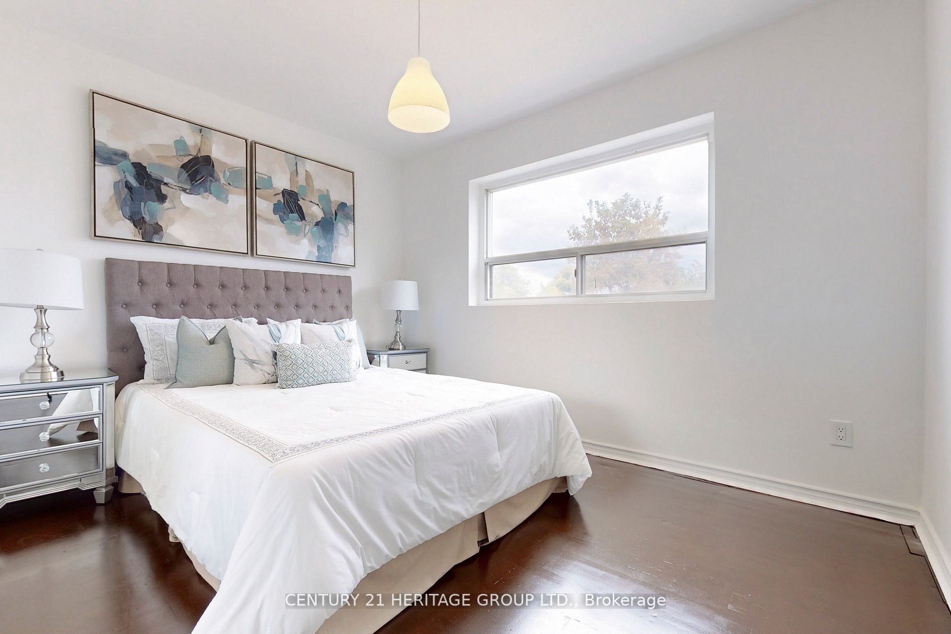 22 Azalea Crt