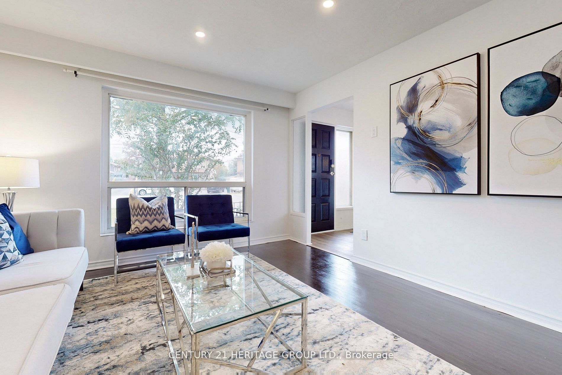 22 Azalea Crt