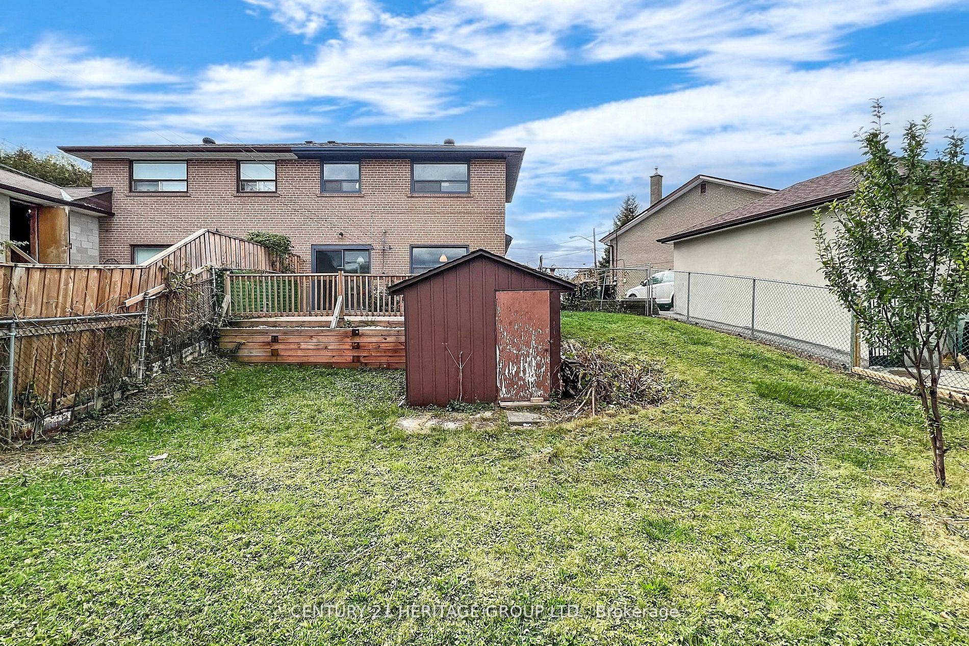 22 Azalea Crt