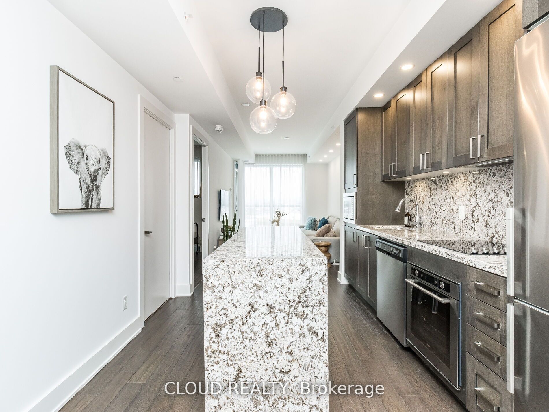 5220 Dundas Street, #D620