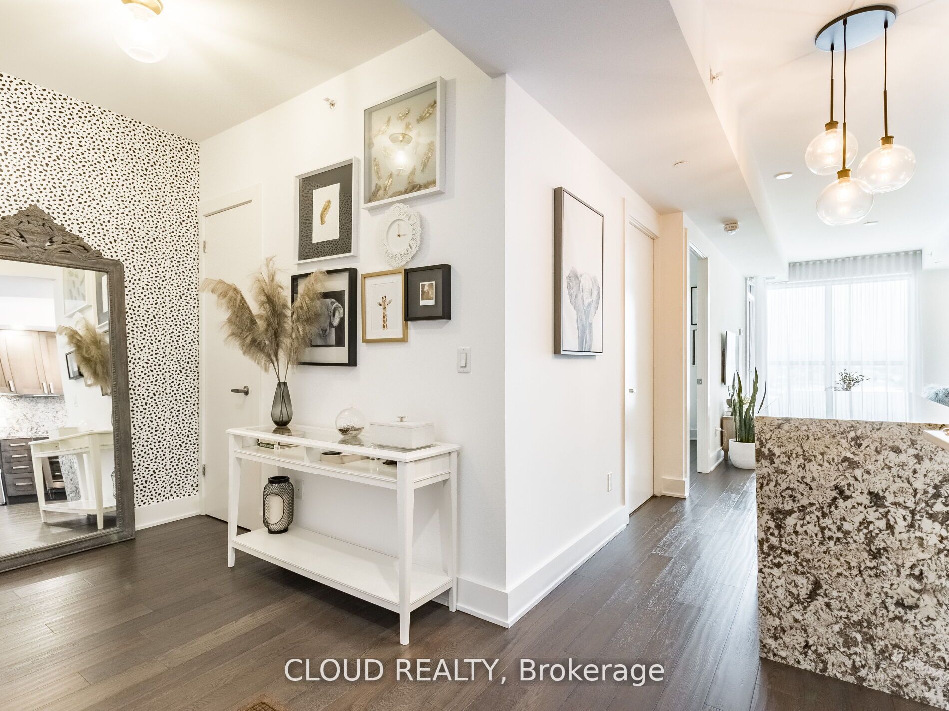 5220 Dundas Street, #D620