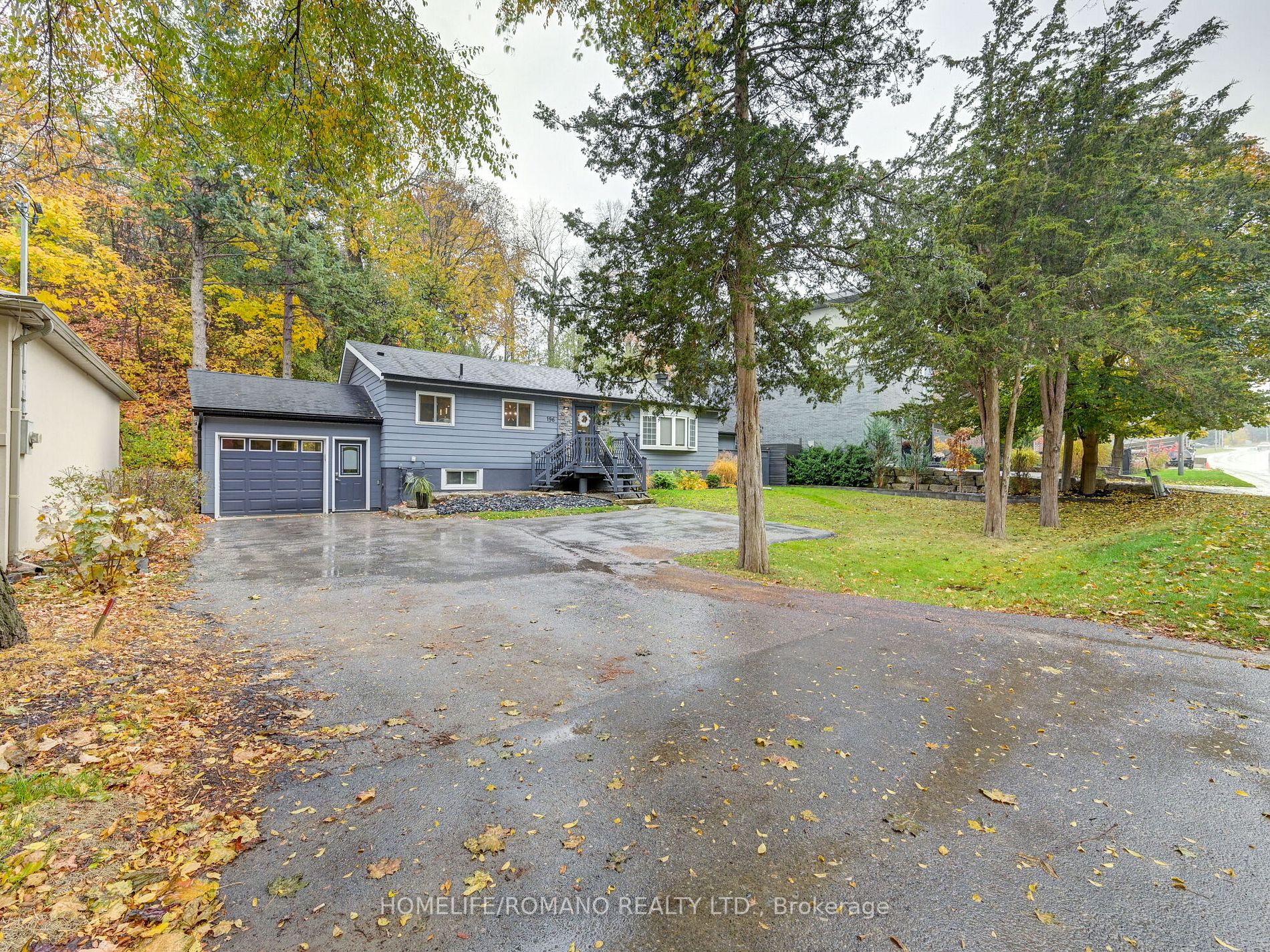 196 King St