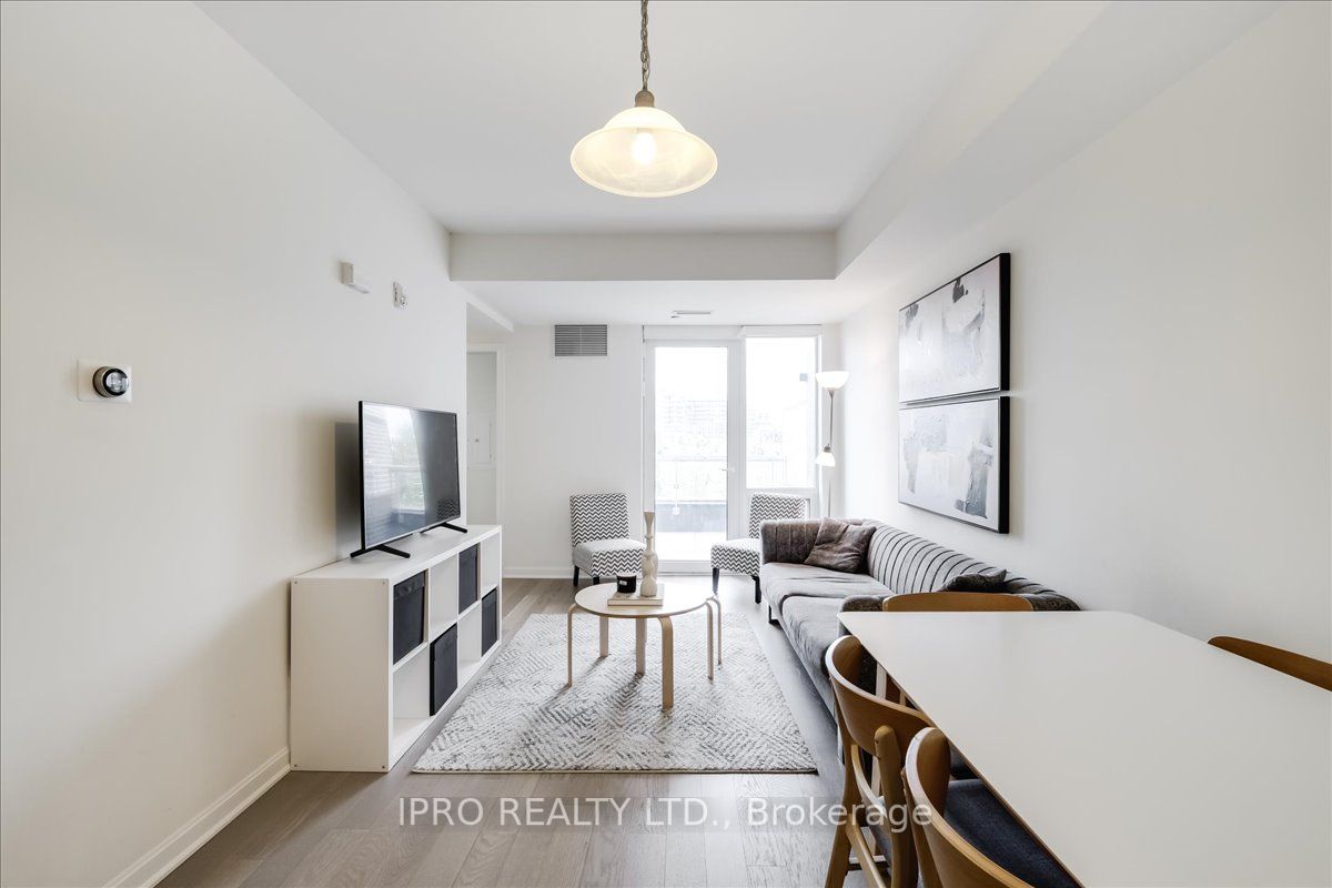 3028 Creekshore Common, #111