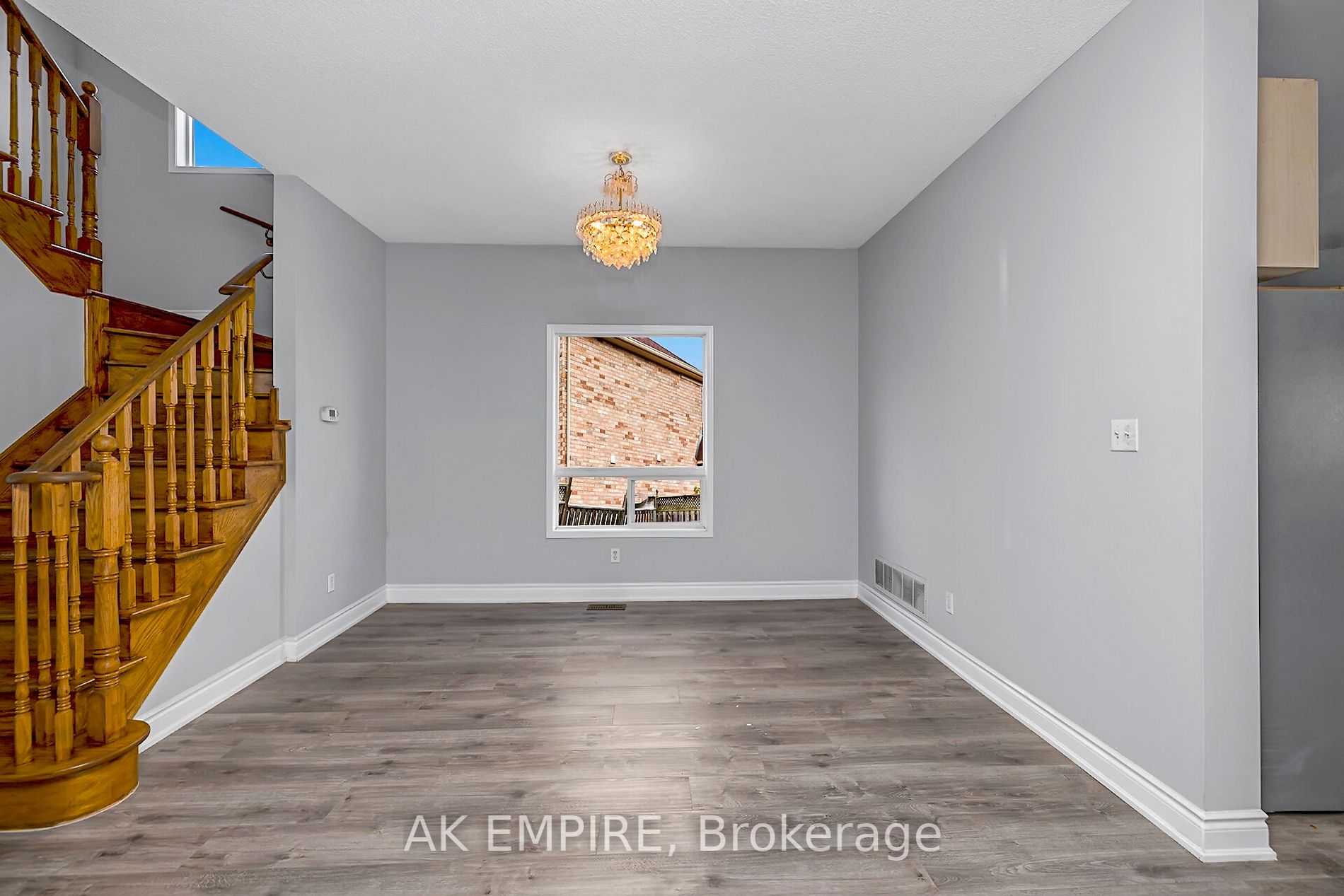 3 Maple Beach Cres