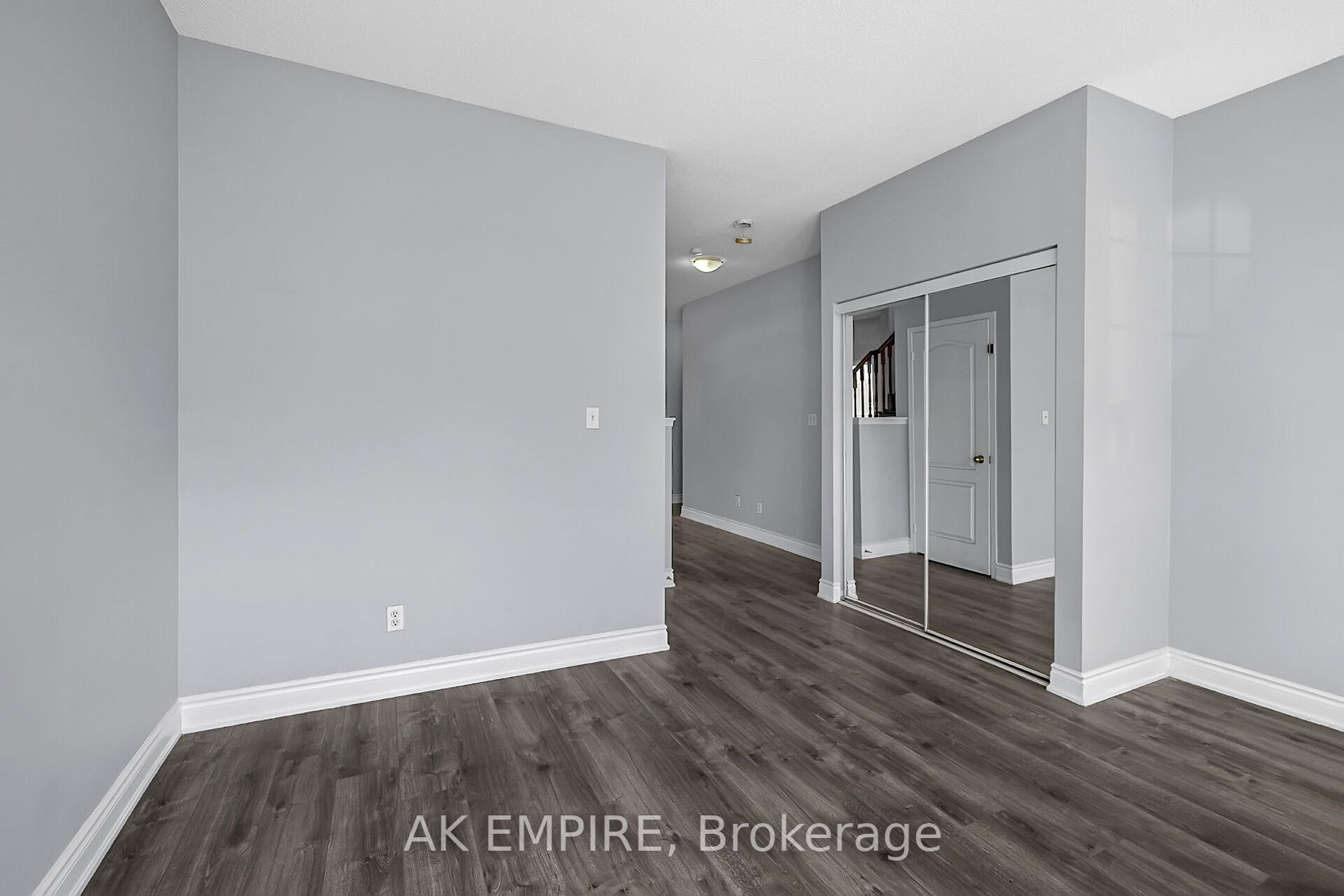 3 Maple Beach Cres