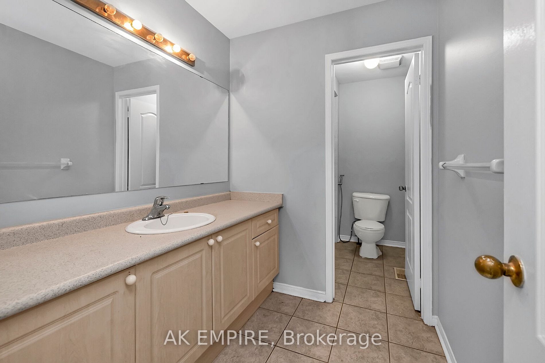3 Maple Beach Cres