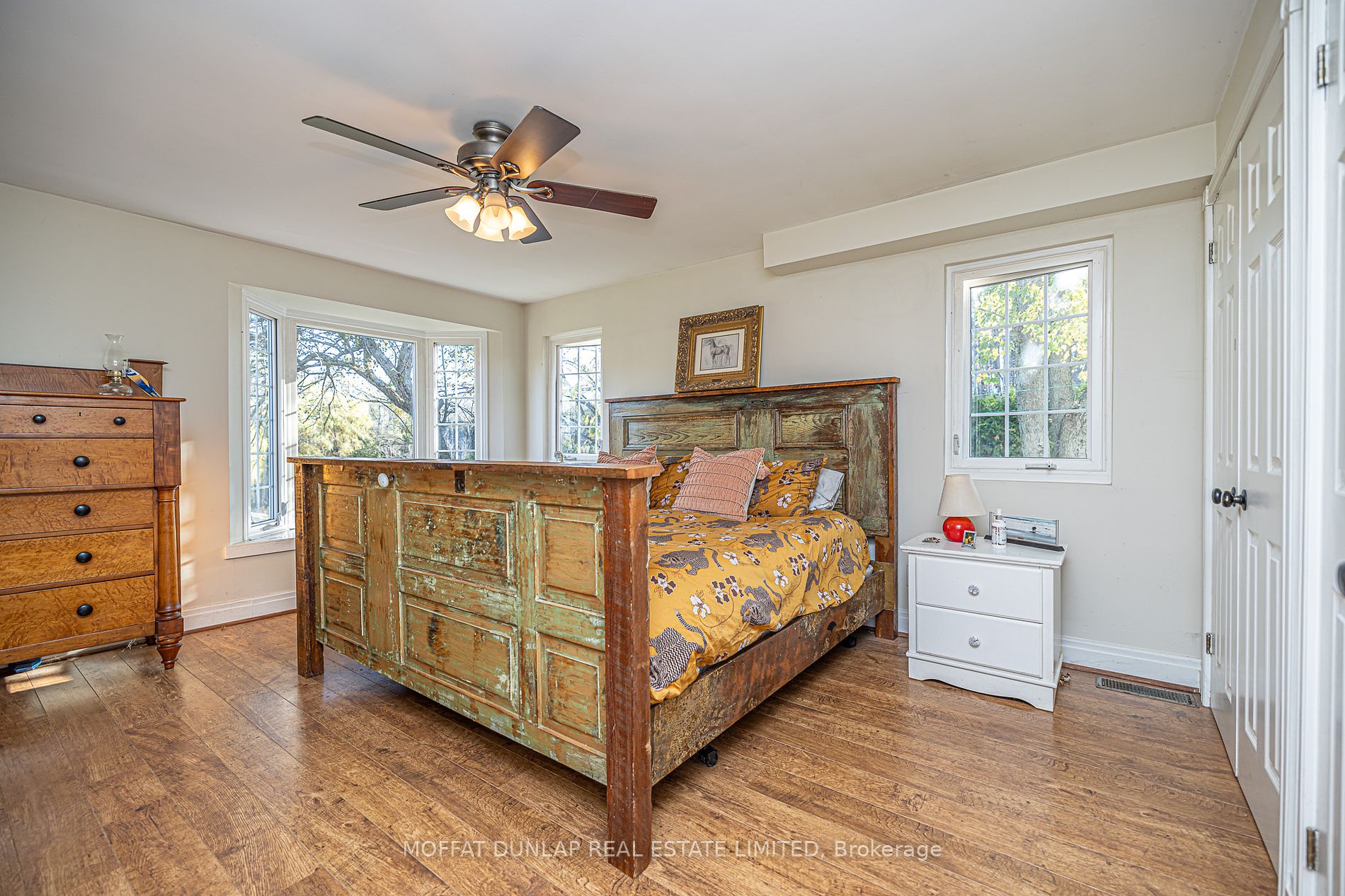 7699 Patterson Sideroad
