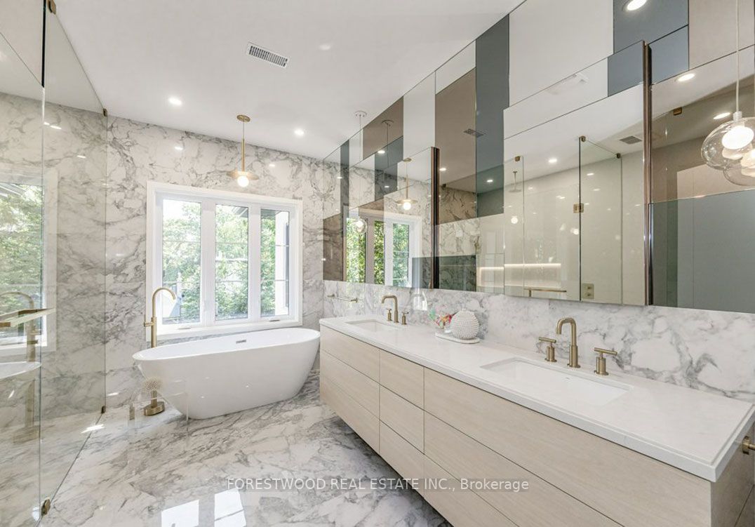 47 Ambleside Ave