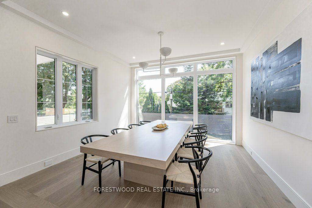 47 Ambleside Ave