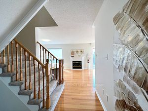 3809 Talias Cres