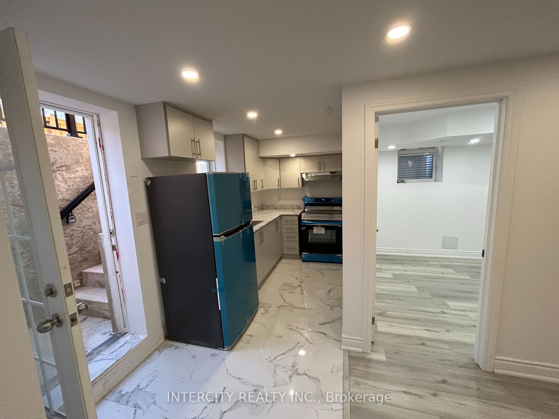 32 Matterhorn Rd