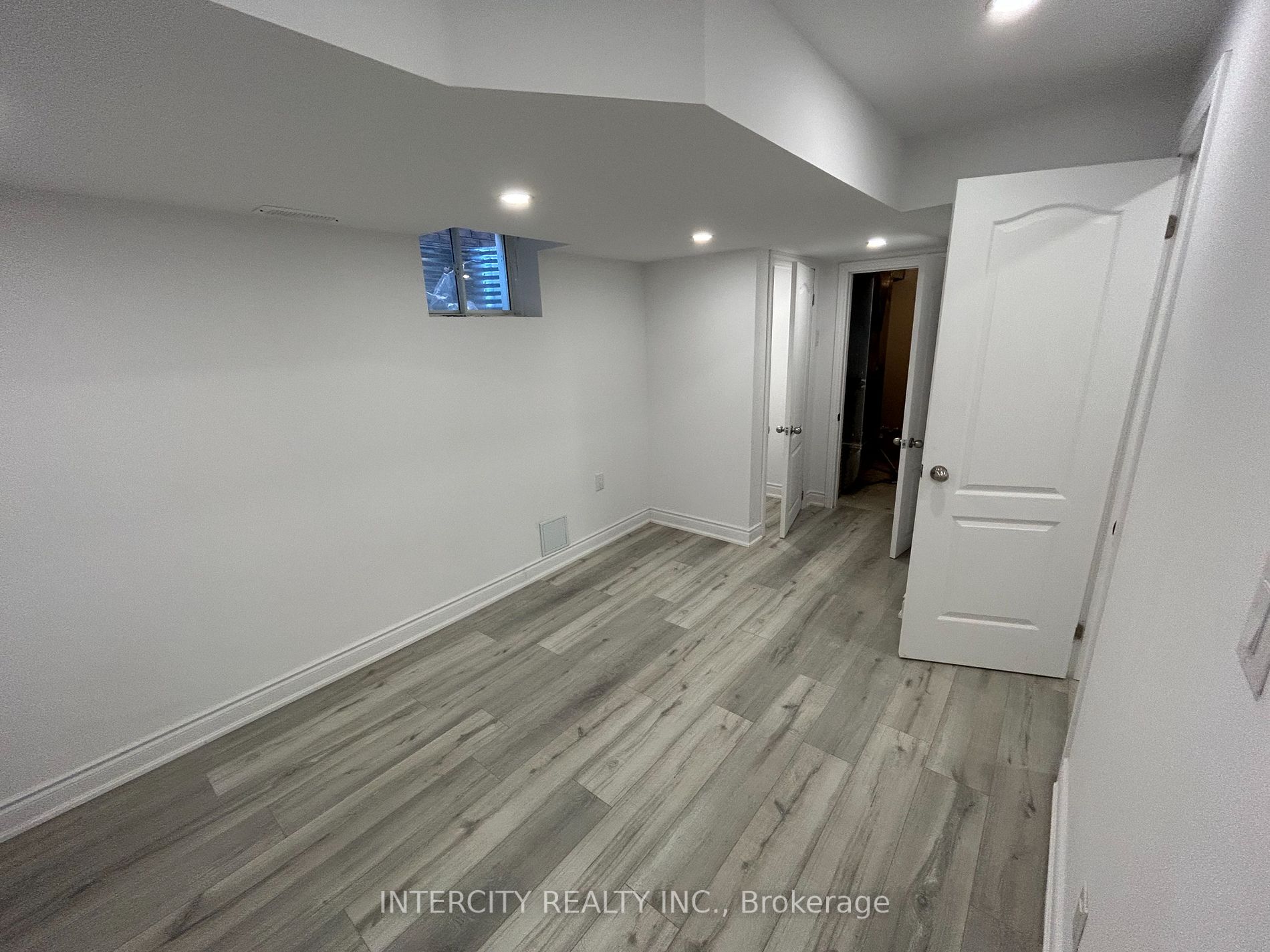 32 Matterhorn Rd