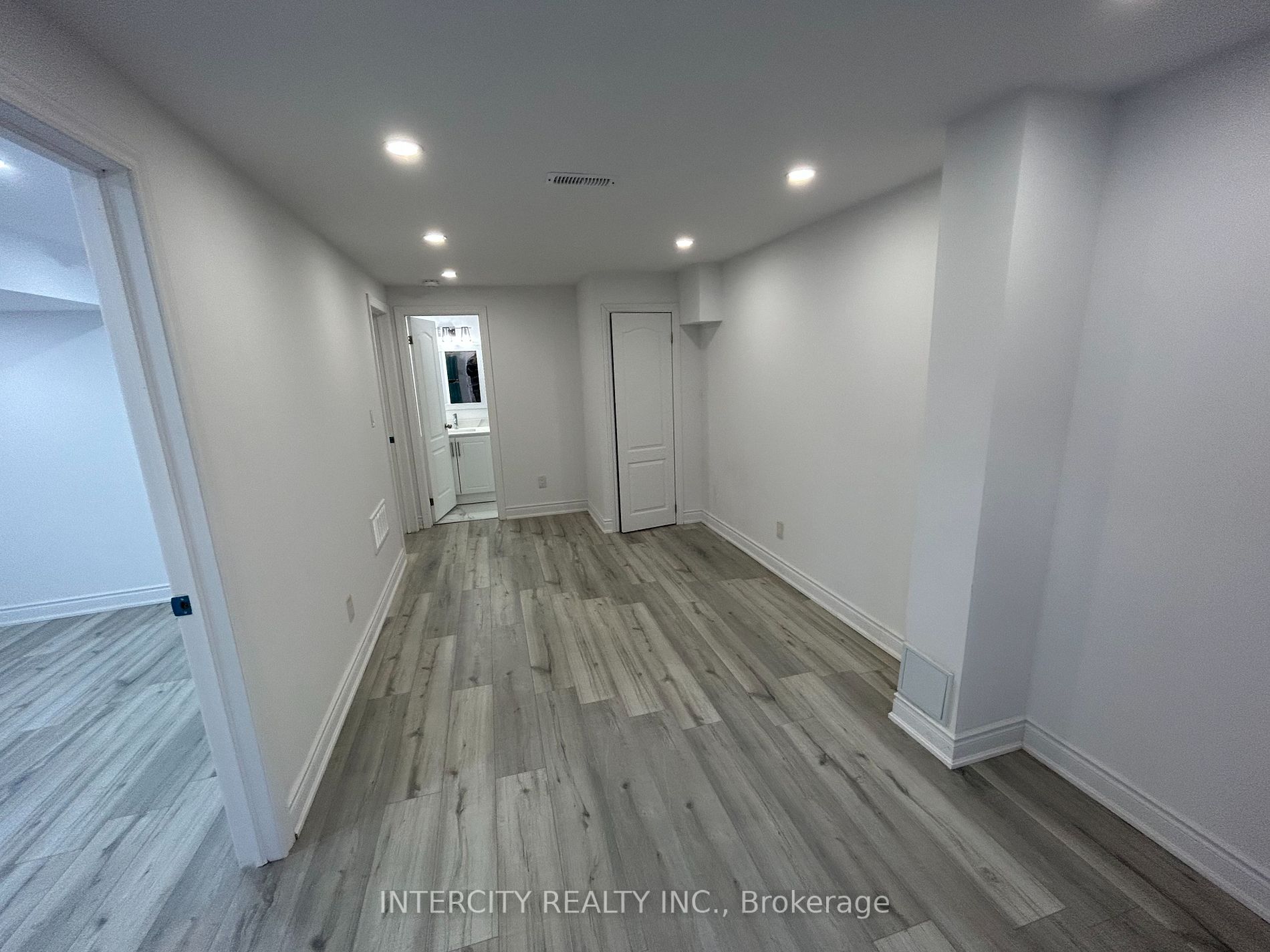 32 Matterhorn Rd