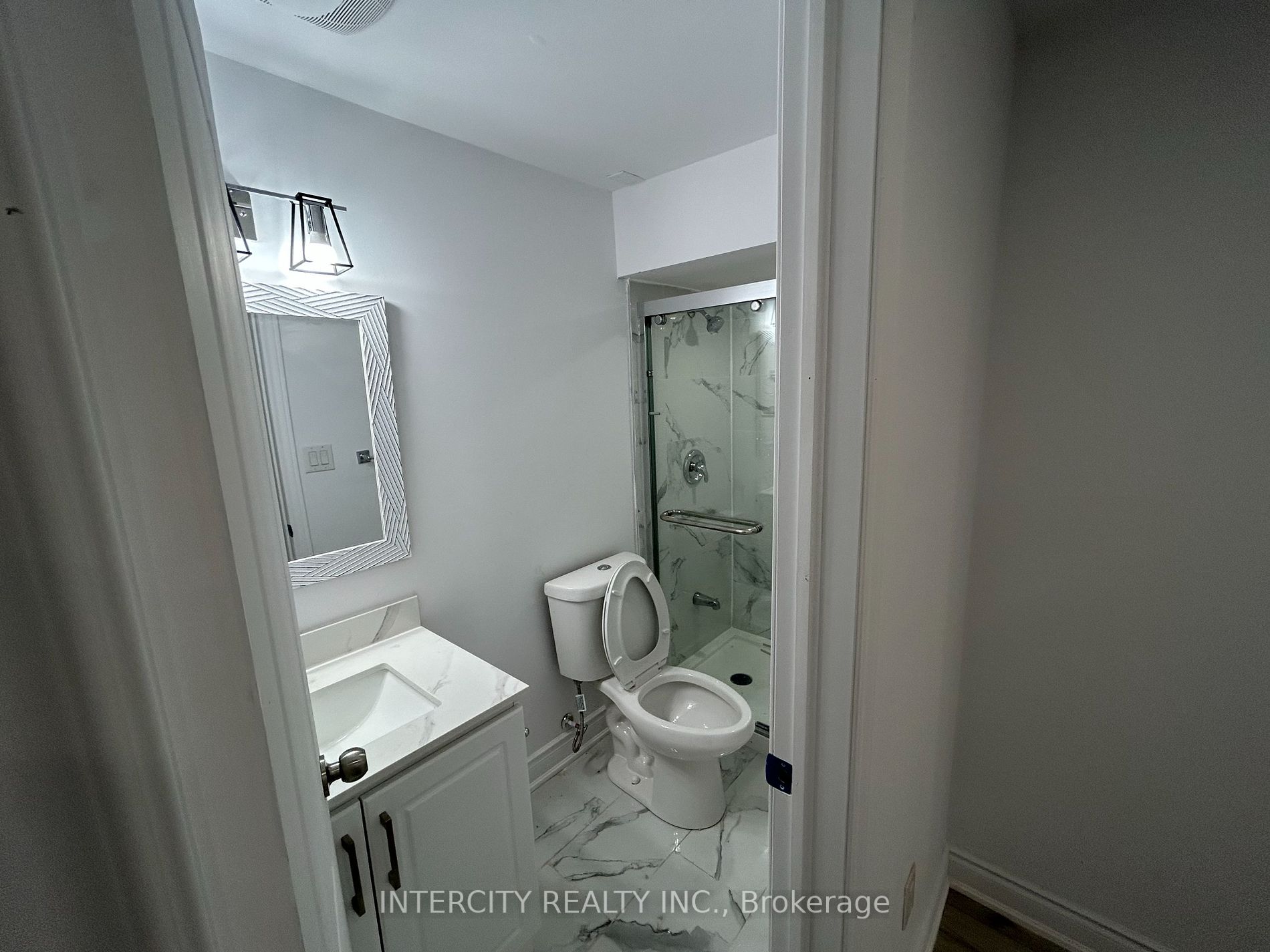 32 Matterhorn Rd