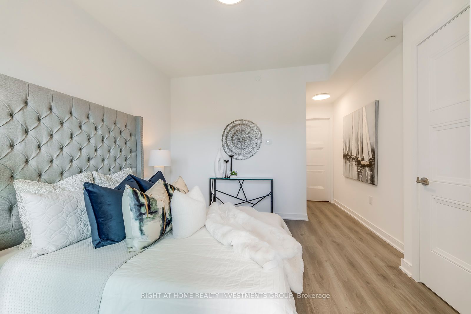 25 Neighbourhood Lane, #414