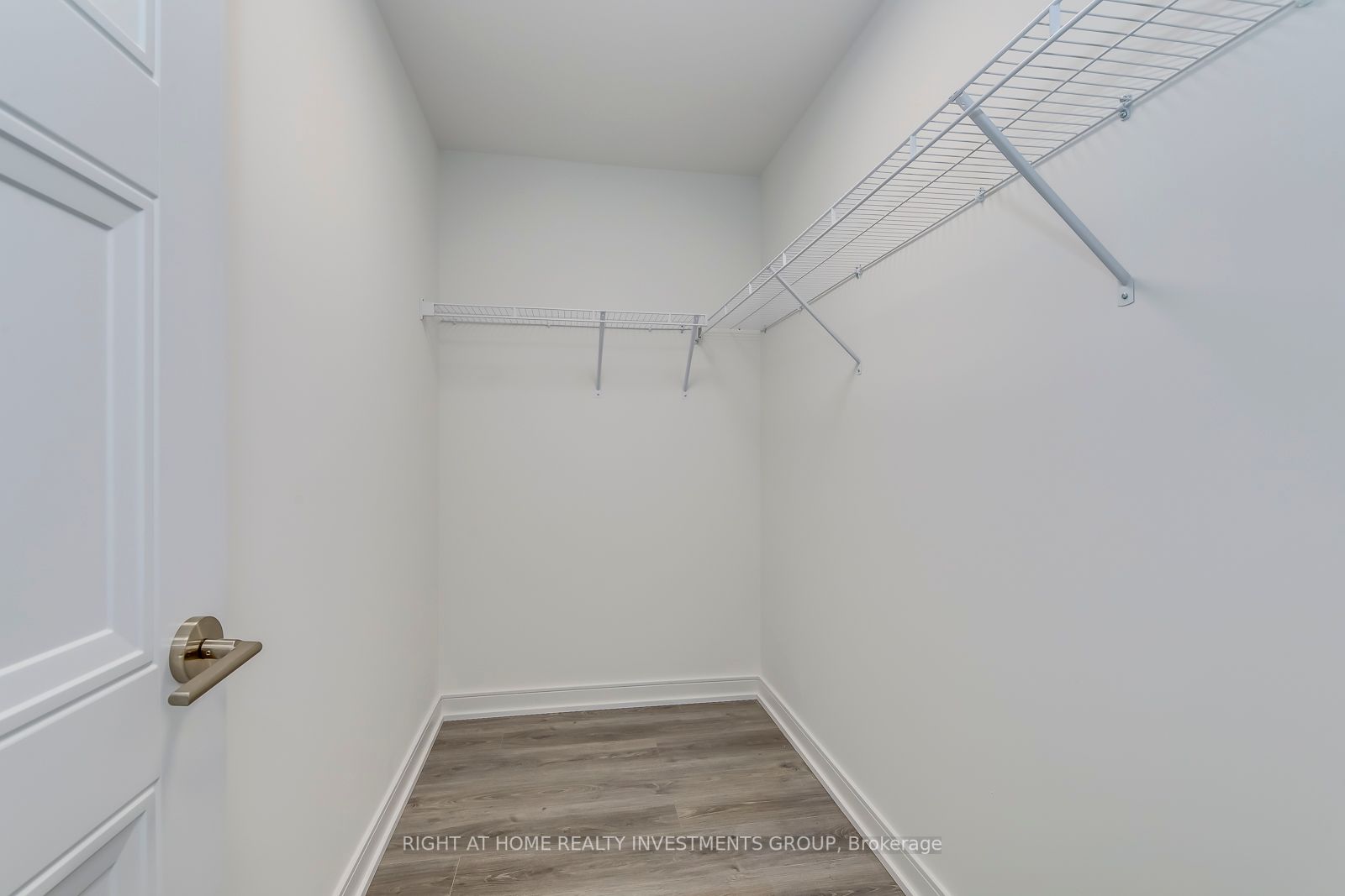 25 Neighbourhood Lane, #414