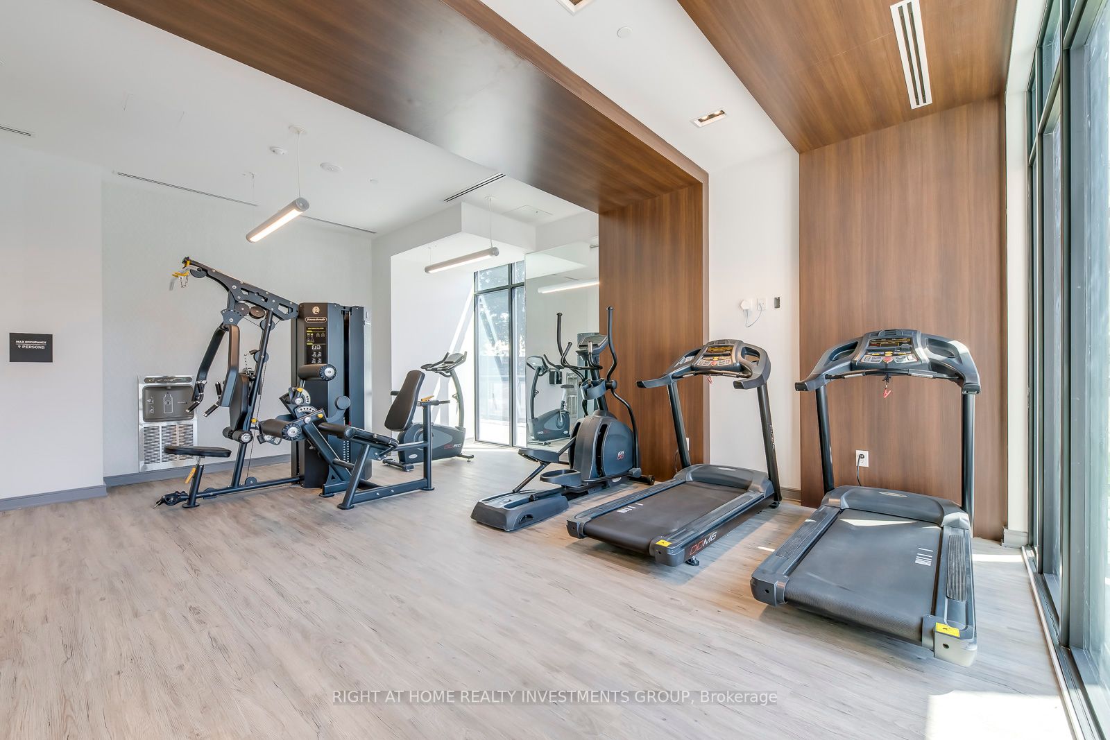 25 Neighbourhood Lane, #414