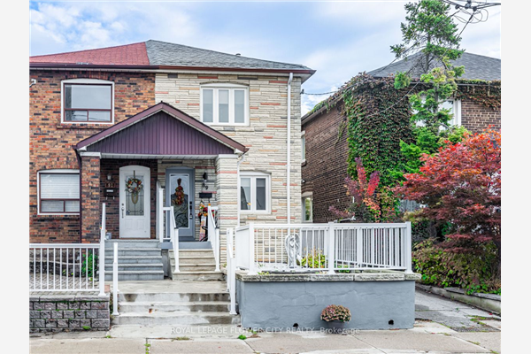 89 Miller St, Toronto