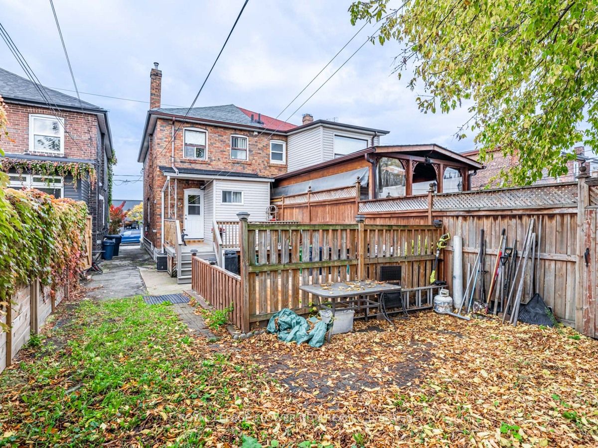 89 Miller St