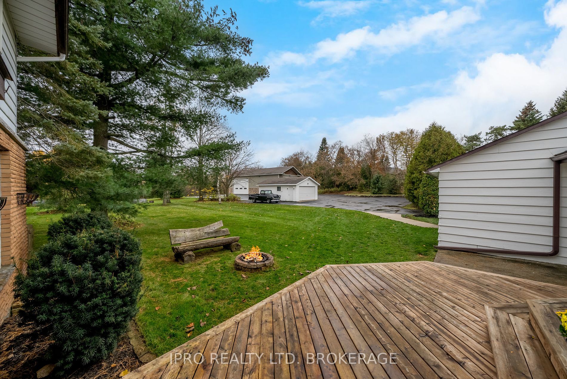 10180 Guelph Line
