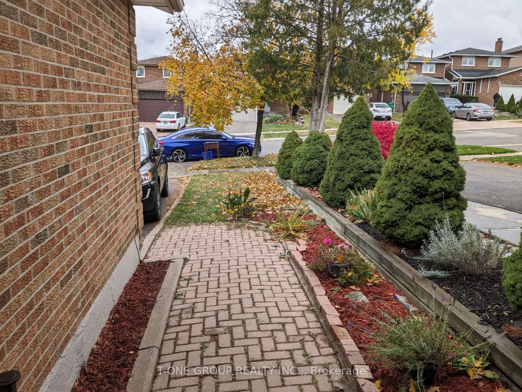 4250 Highgate Cres