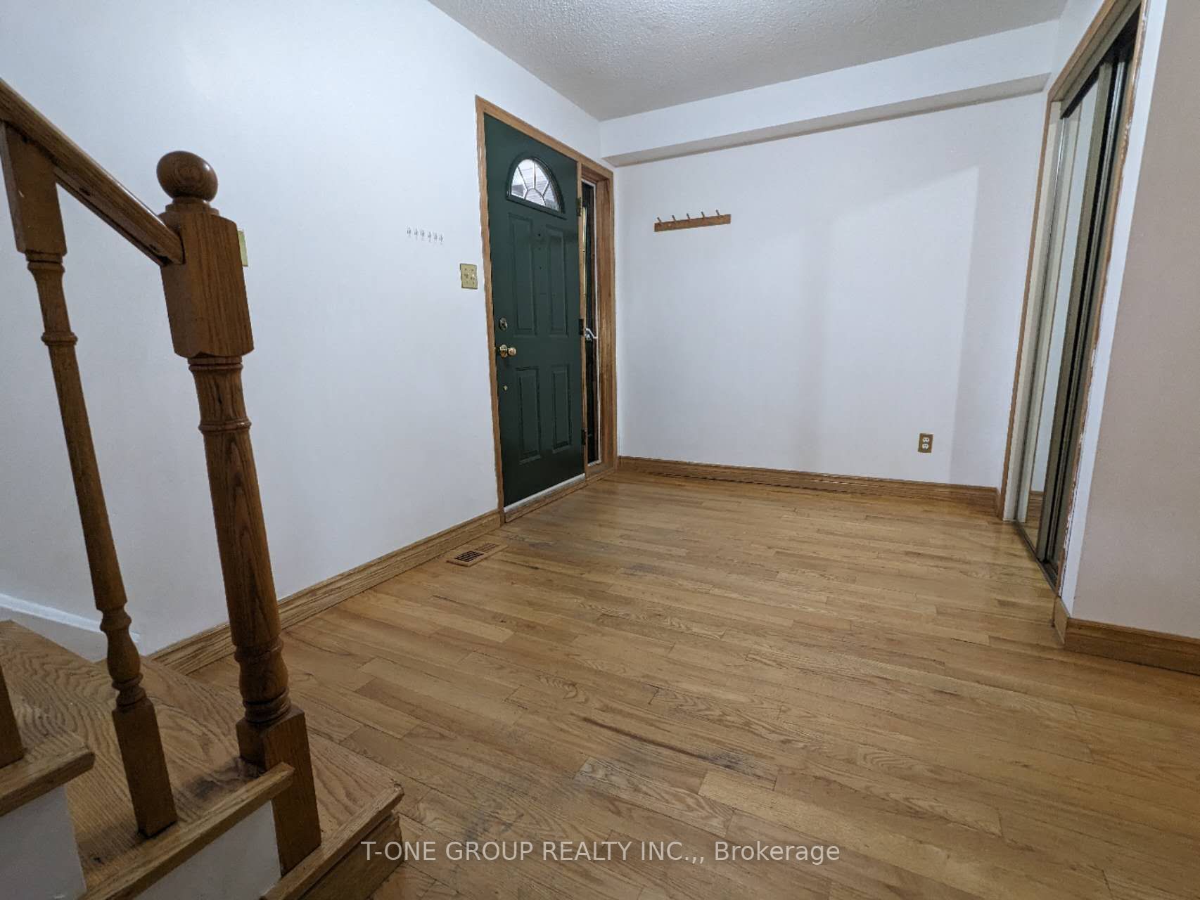 4250 Highgate Cres