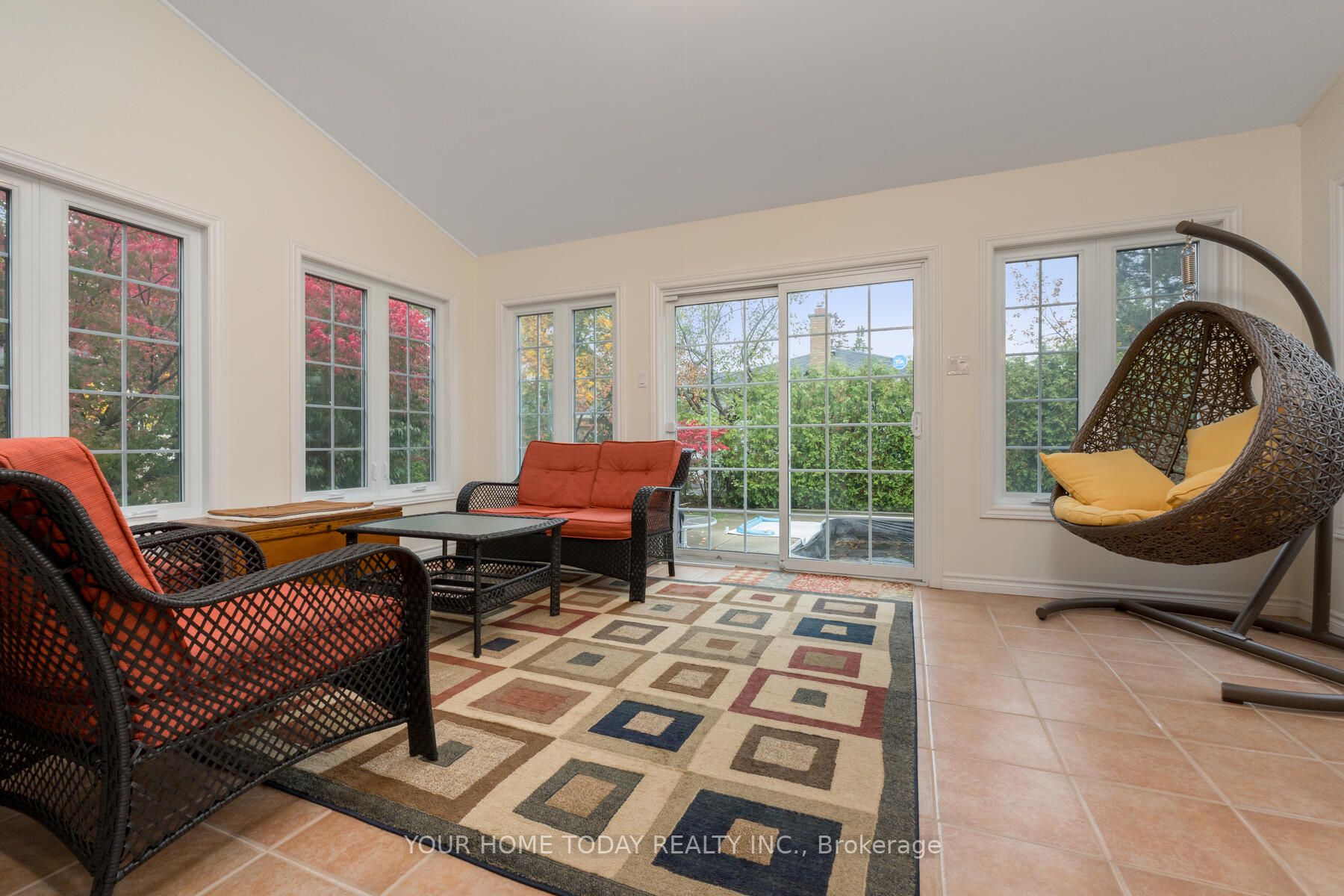 3 Regan Cres