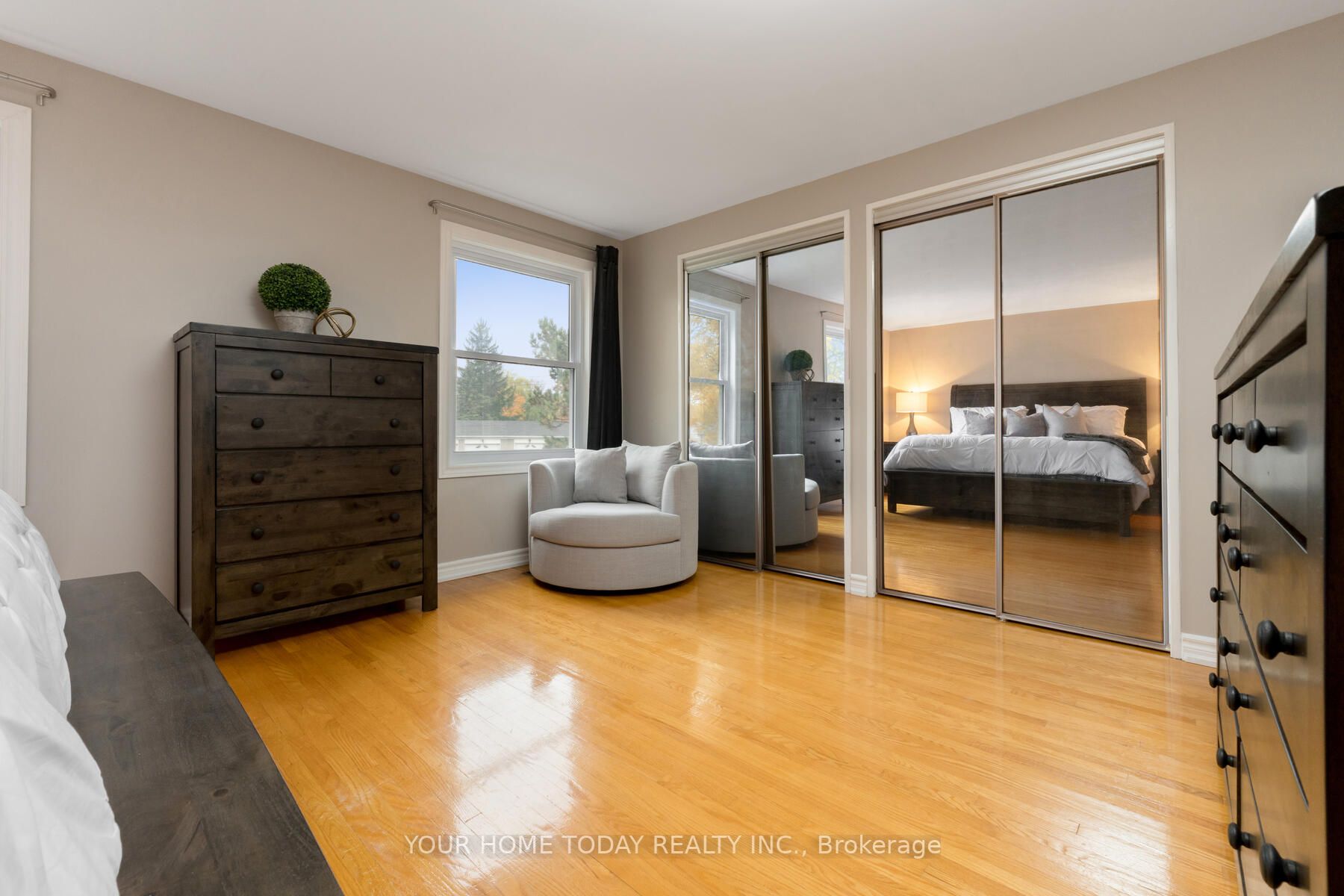 3 Regan Cres