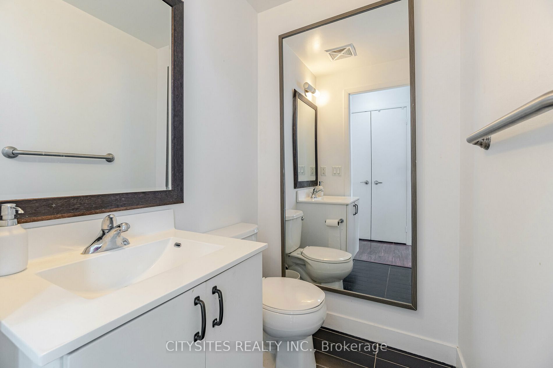 155 Legion Rd N, #Ph2913