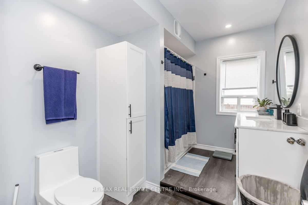 39 Clarence St