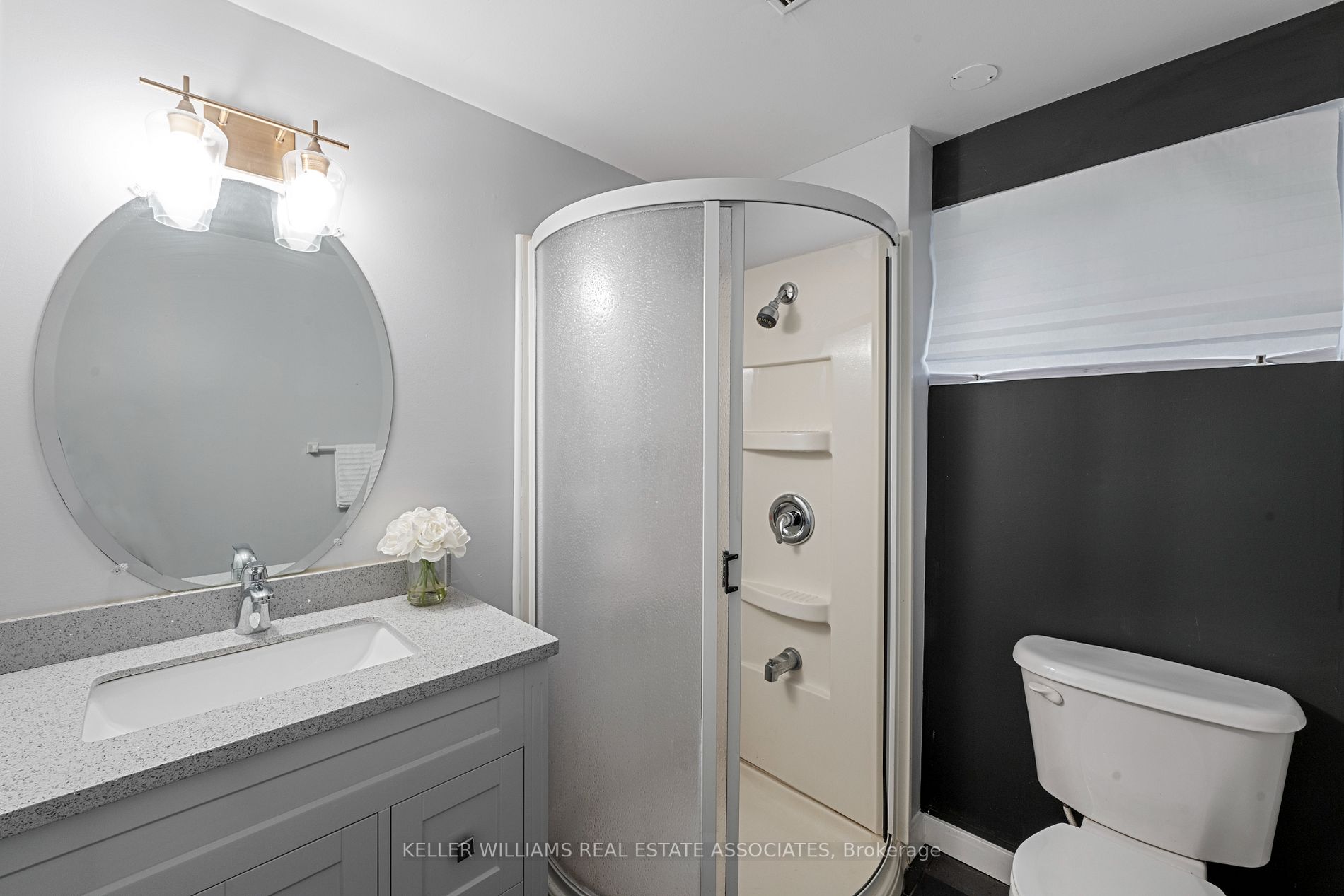 34 Hinchley Wood Grve