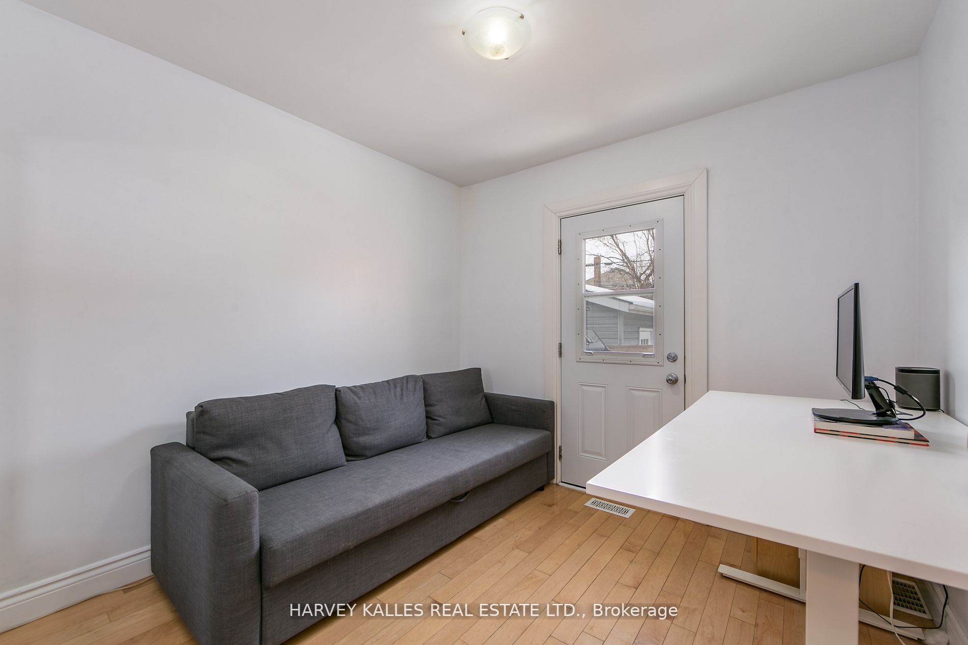 24 Penhurst Ave, #Upper