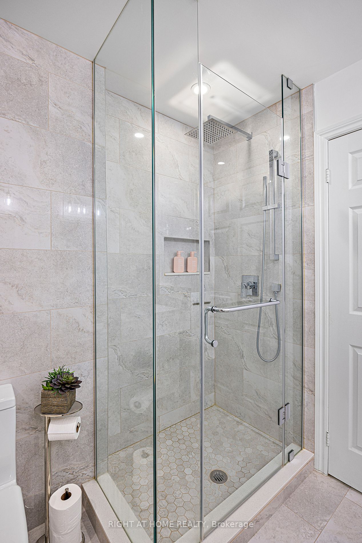 1135 Royal York Road, #103