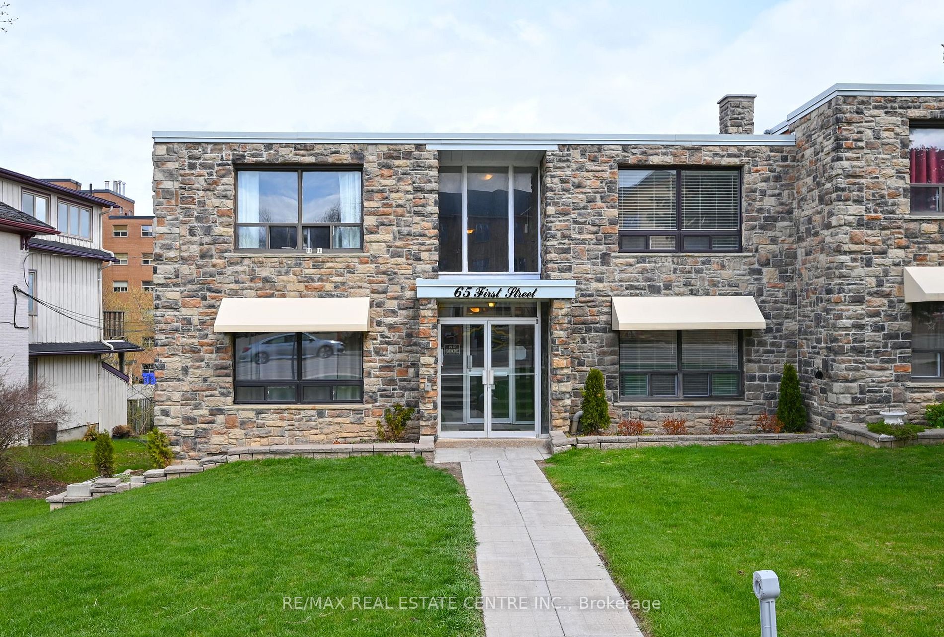 65 First St, #20