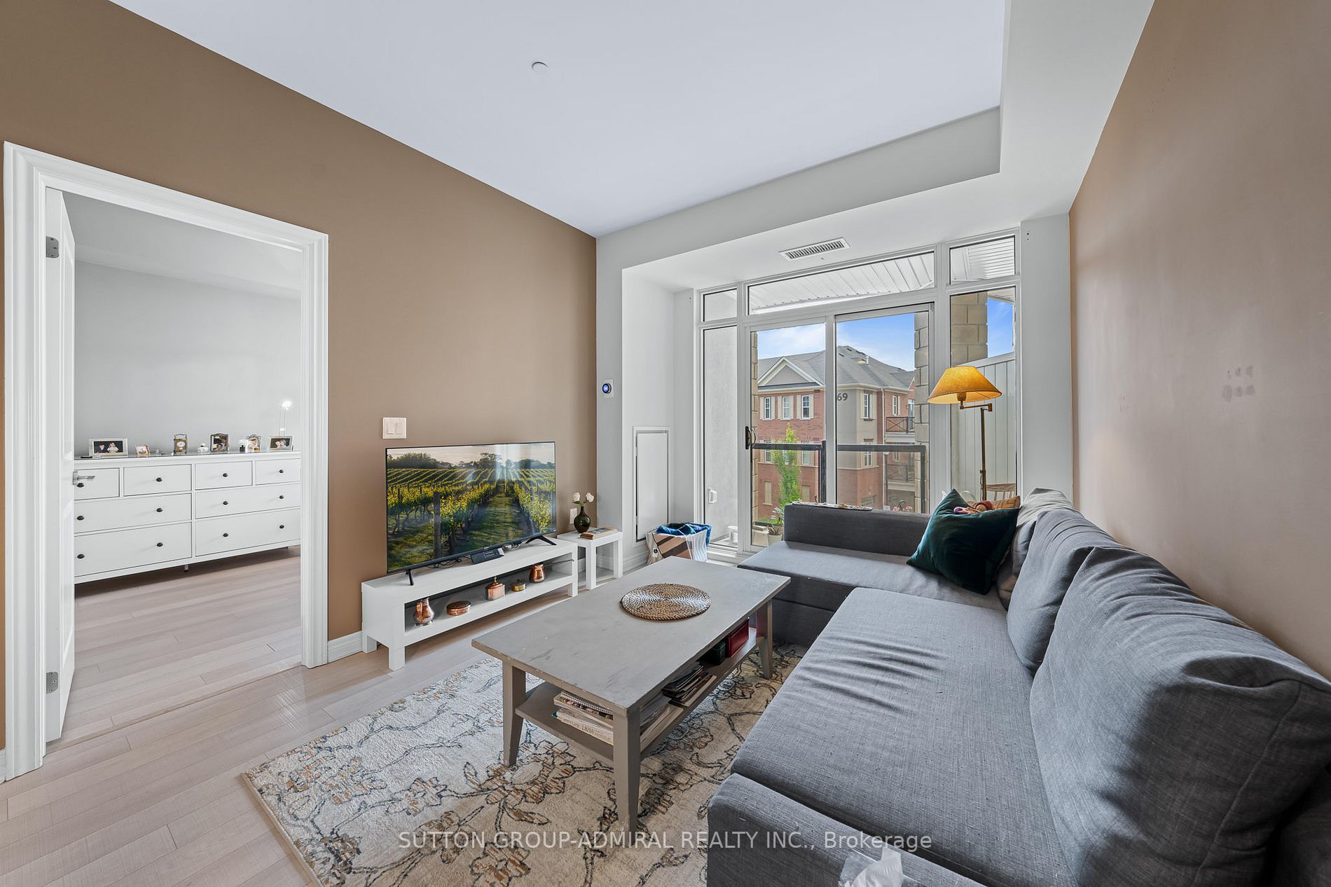 216 Oak Park Blvd, #205