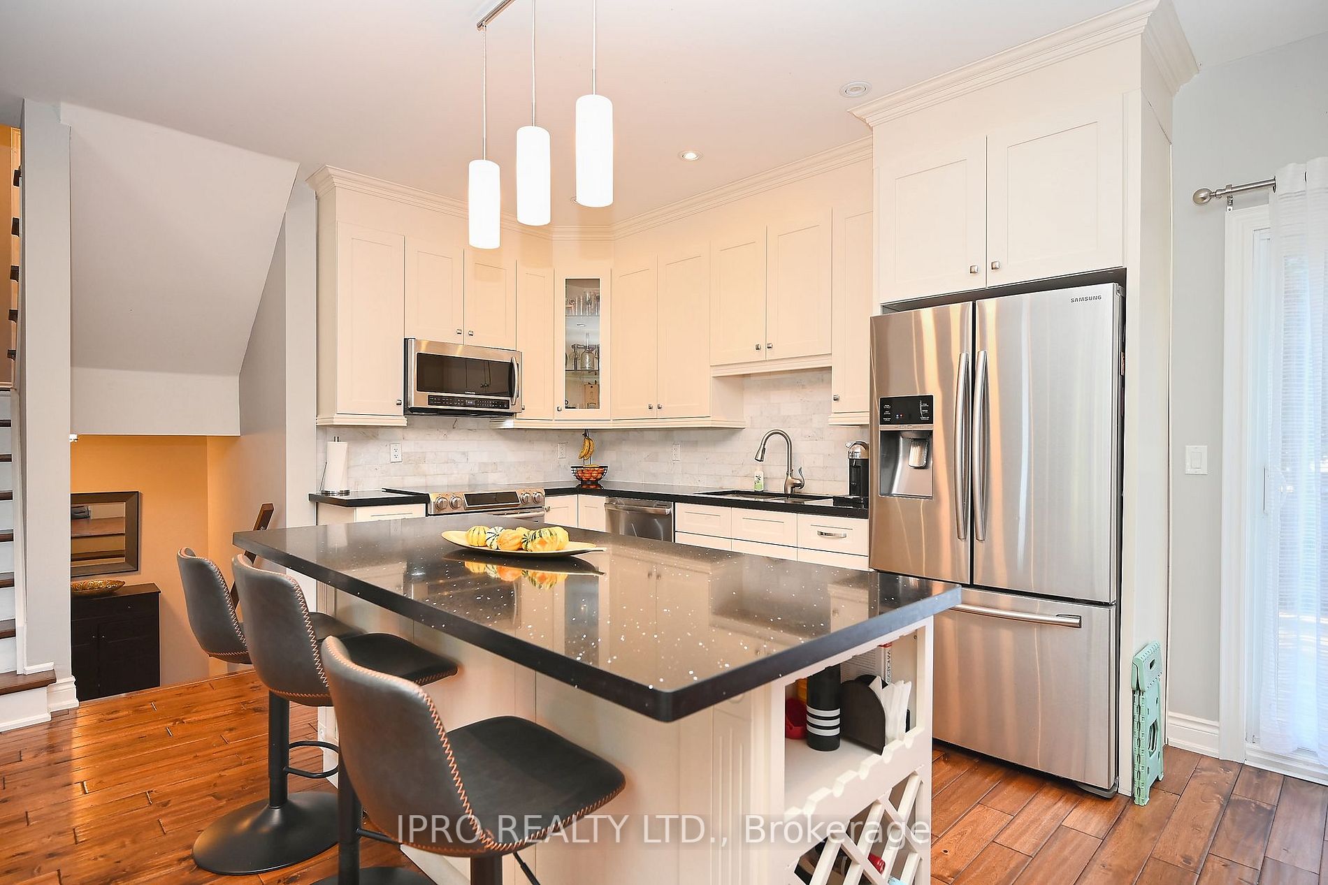 1242 Montclair Dr