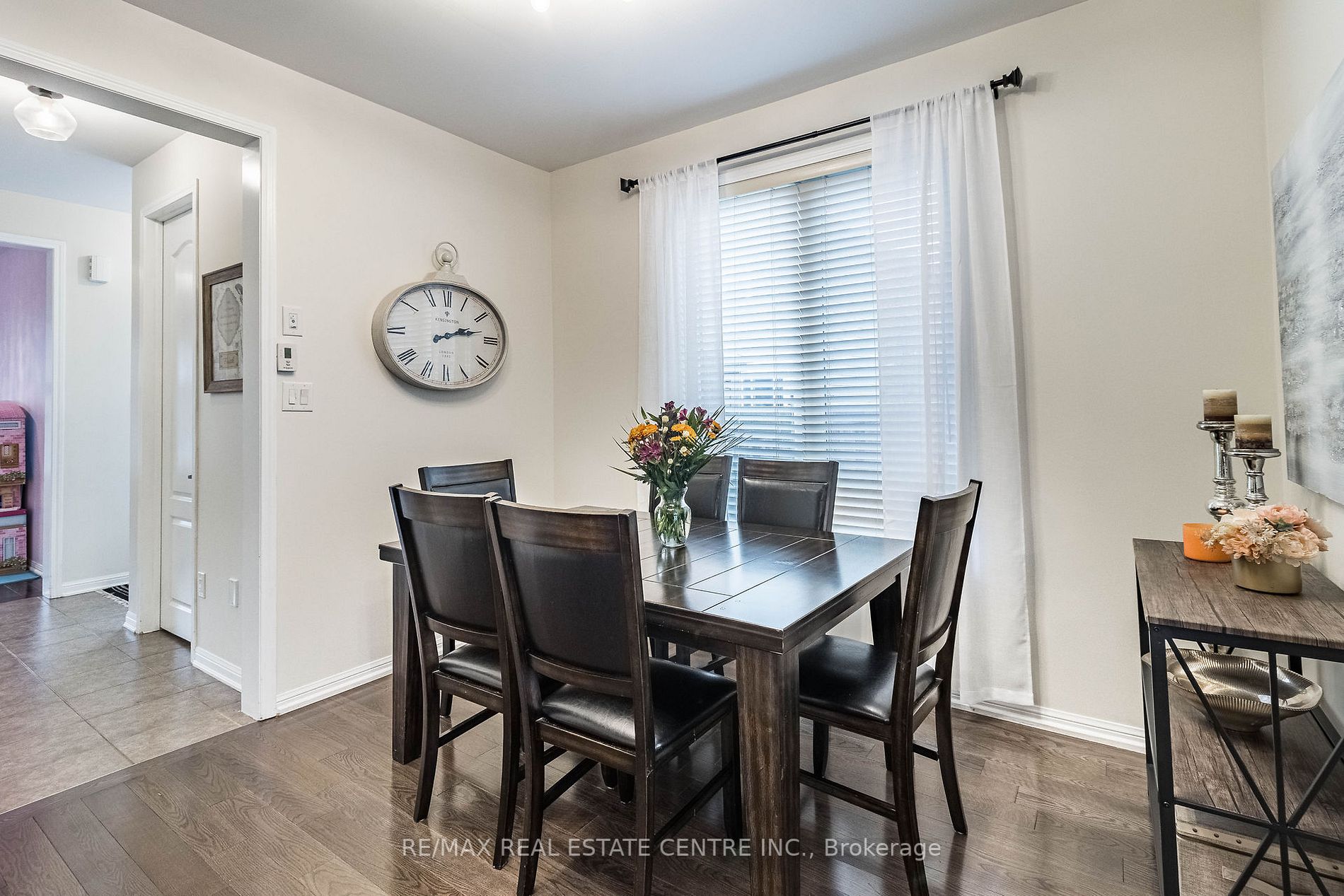 415 Pozbou Cres