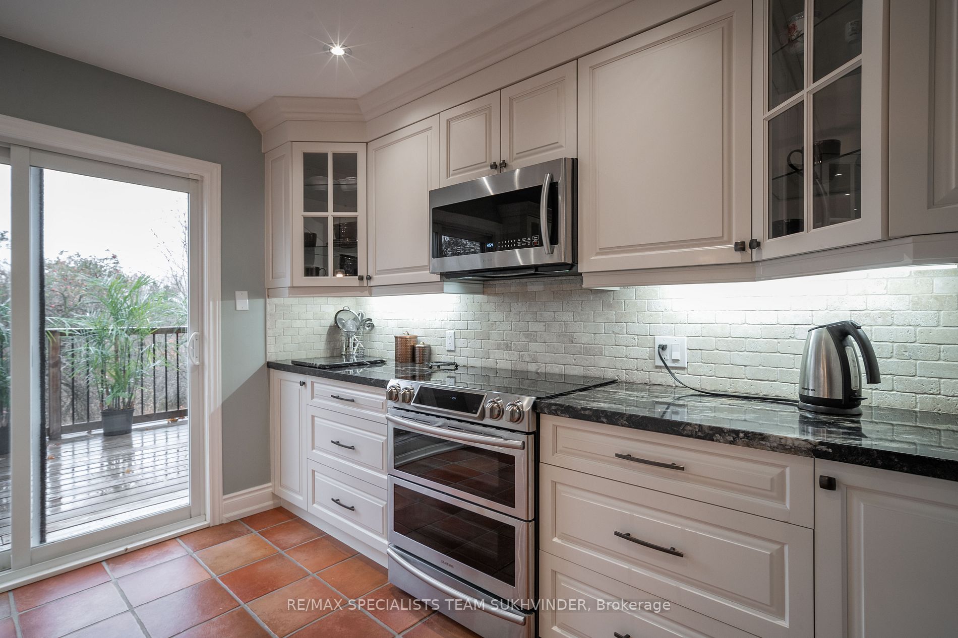 21 Southridge Tr
