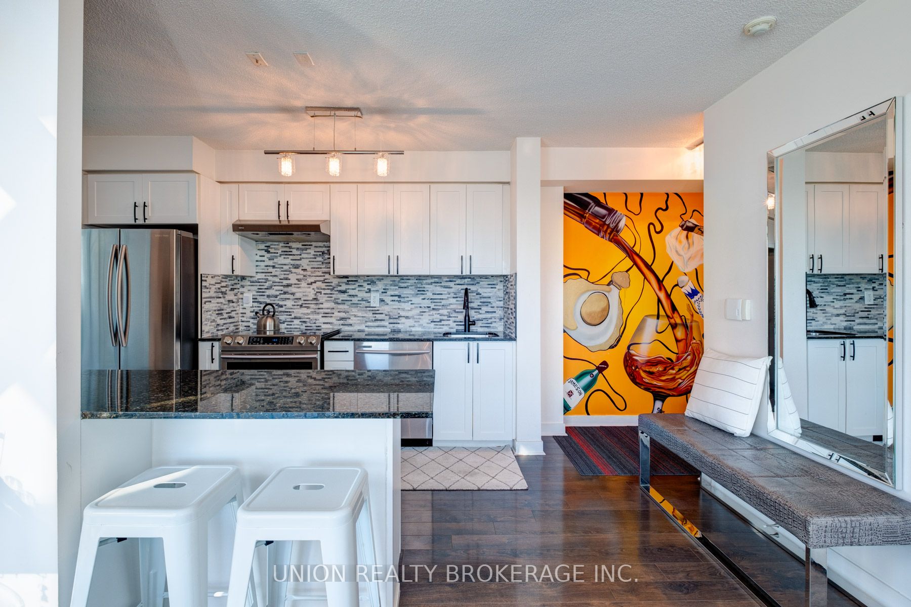 155 Legion Road N, #905