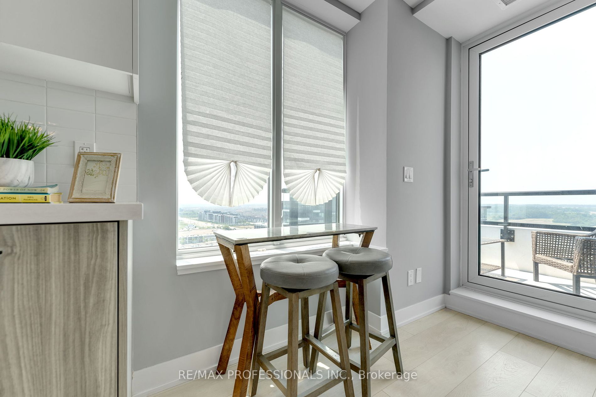 297 Oak Walk Dr, #1804