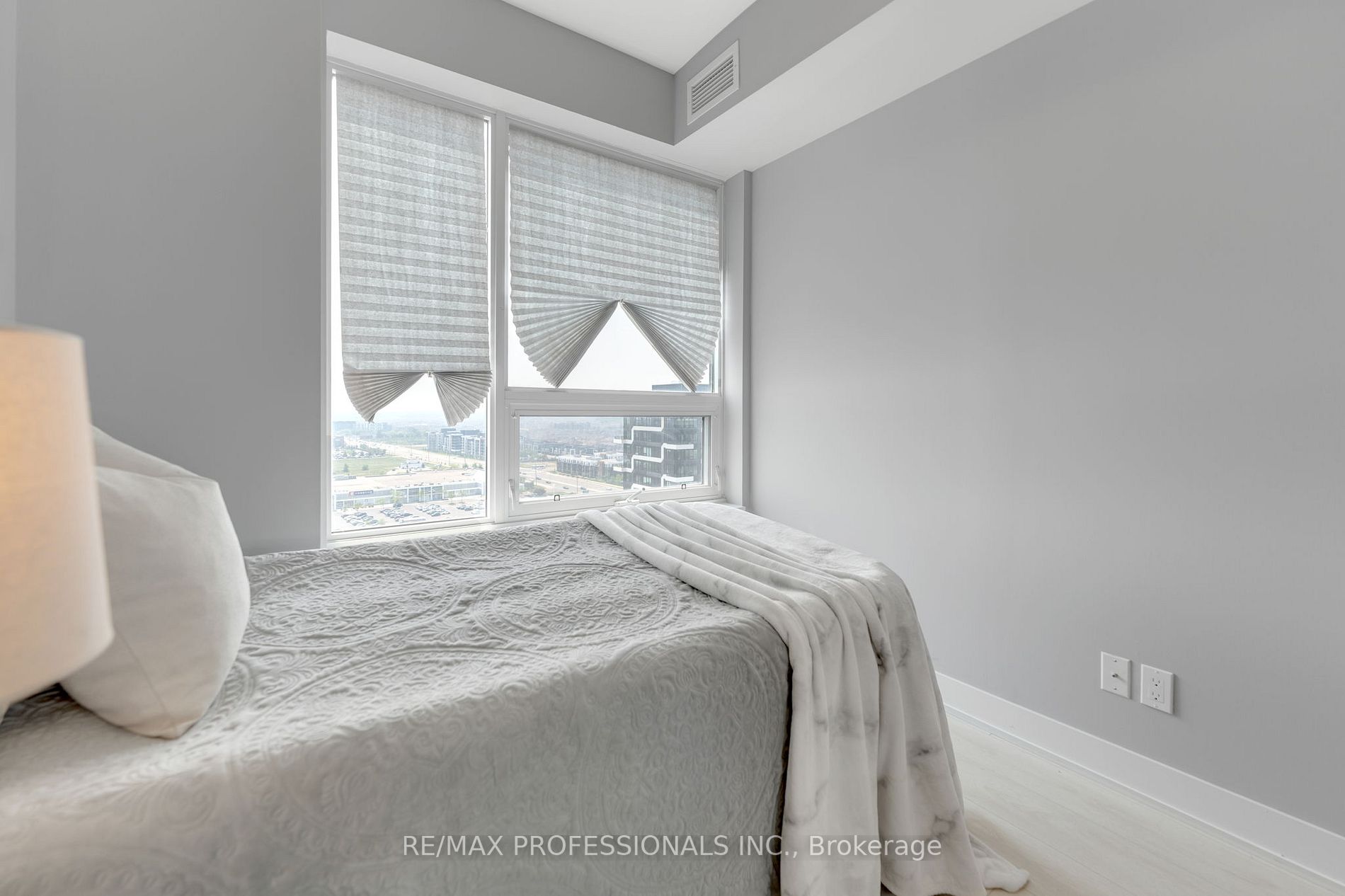 297 Oak Walk Dr, #1804