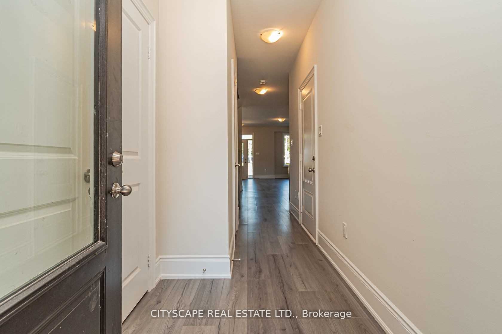 5222 Pinedale Dr