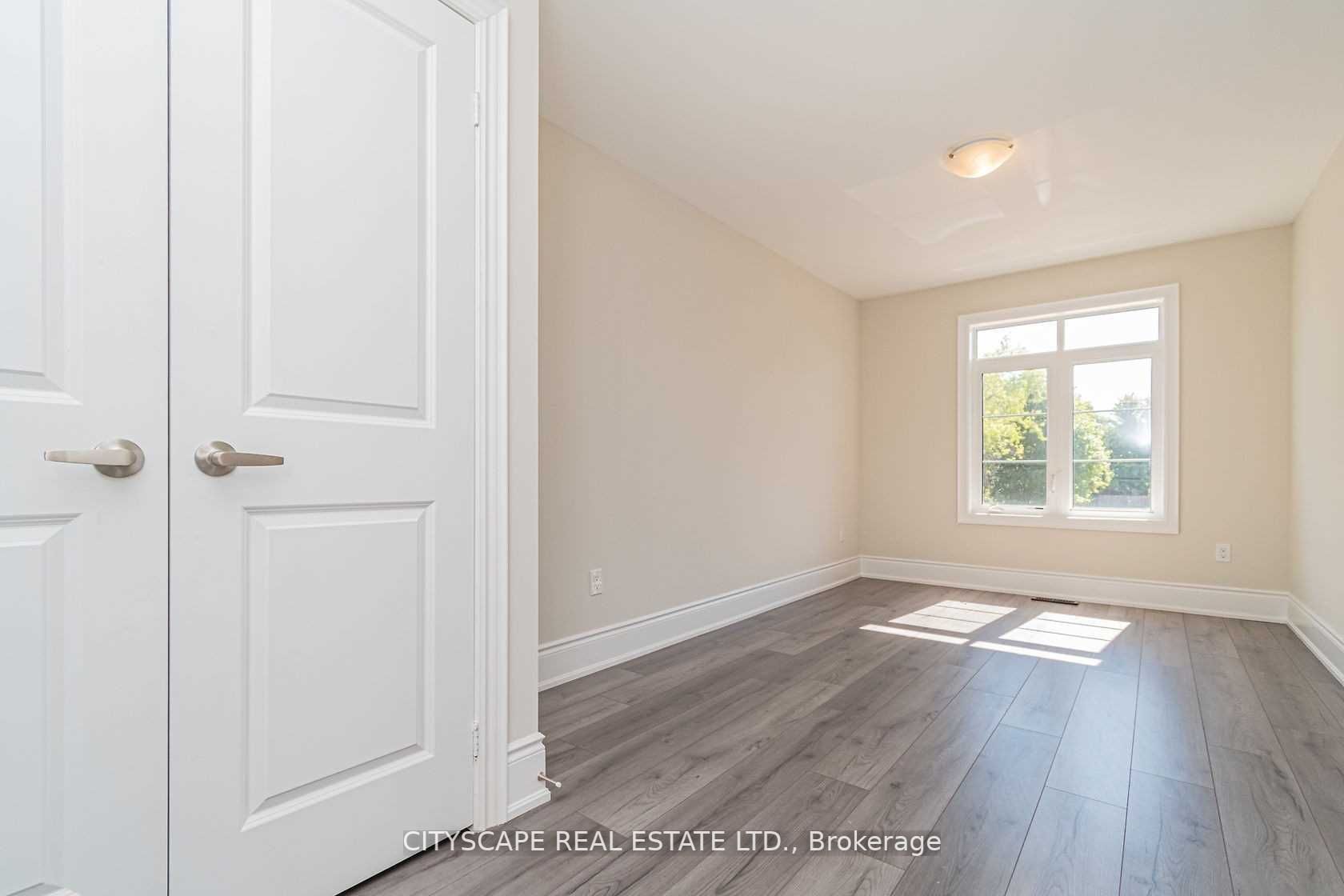 5222 Pinedale Dr