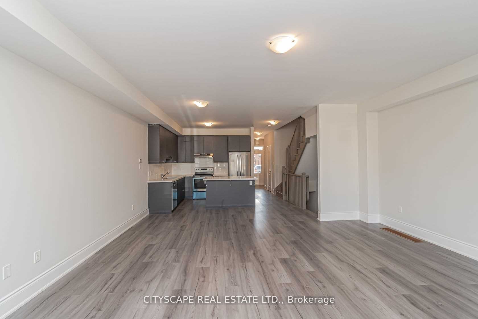 5222 Pinedale Dr