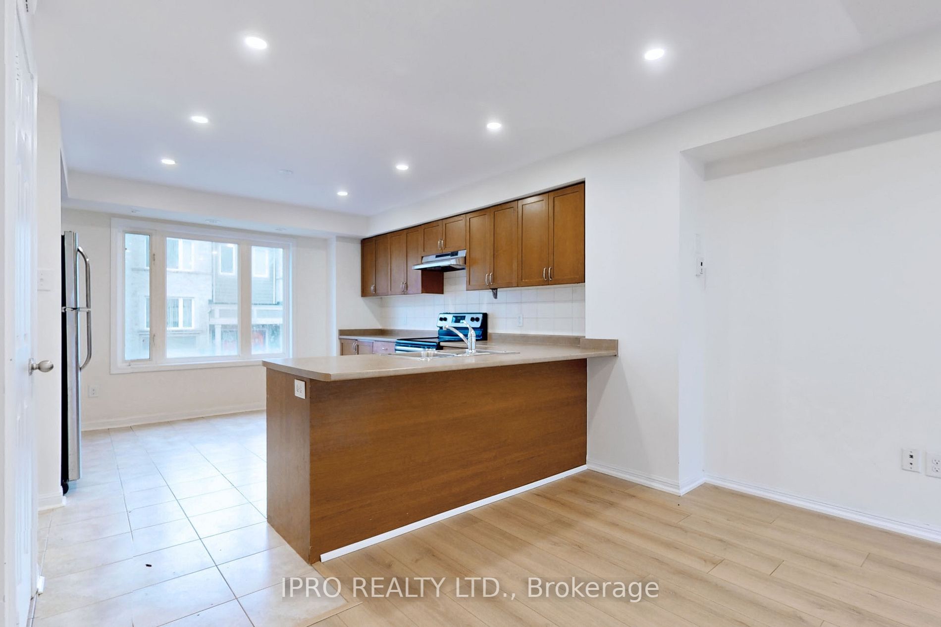 2891 Rio Crt, #12