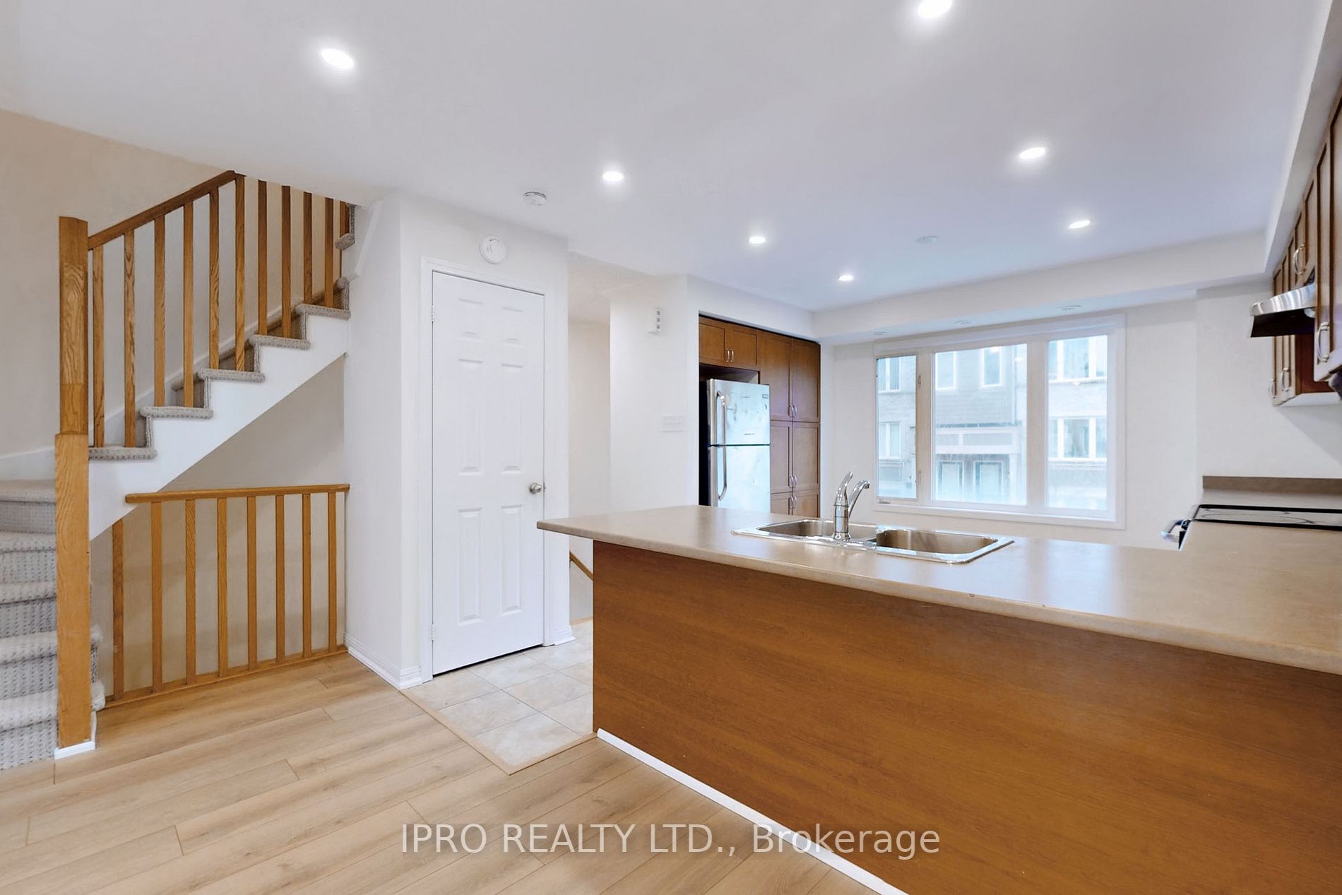 2891 Rio Crt, #12