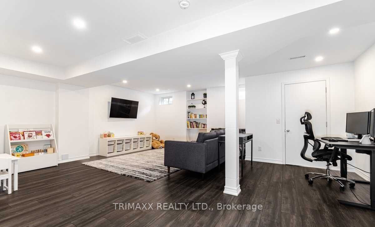 177 Etheridge Ave