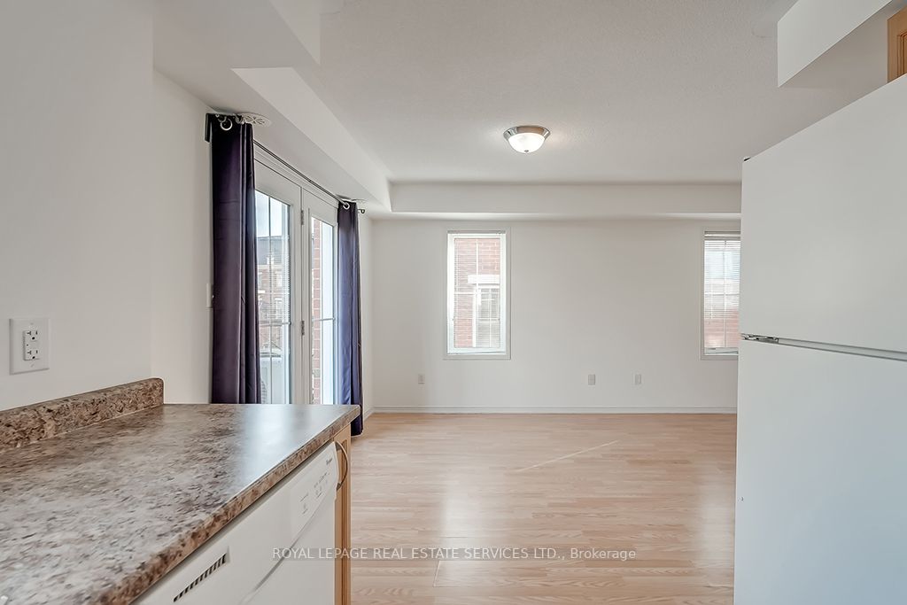 35 Hays Boulevard, #23