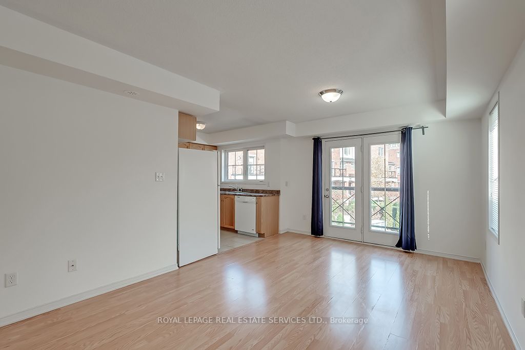 35 Hays Boulevard, #23