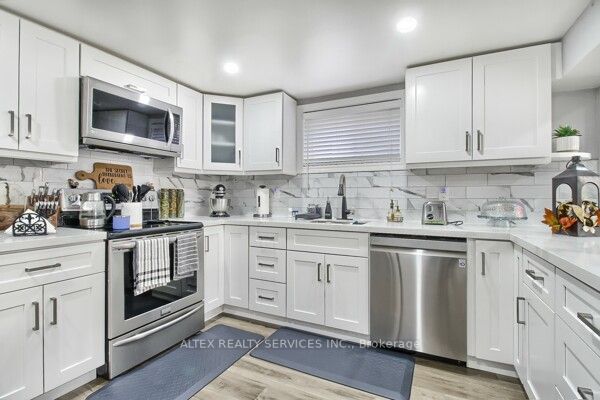3406 Ellengale Dr